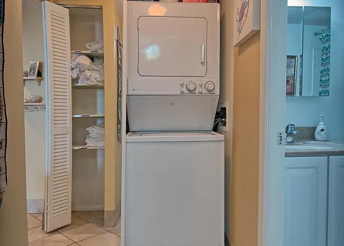 Apartment Nothing Beats Oceanfront Ocmd!!